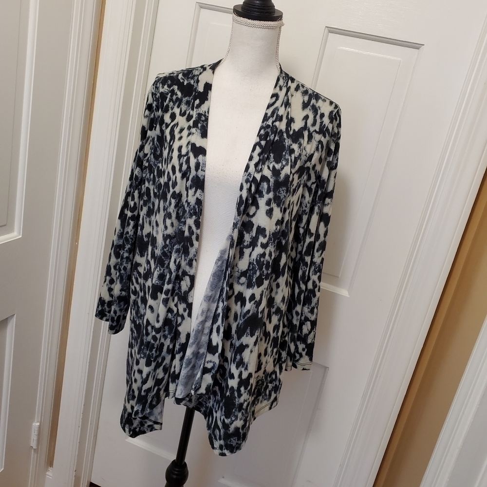 Faded Glory Animal Print knit Open front Cardigan size 12/14